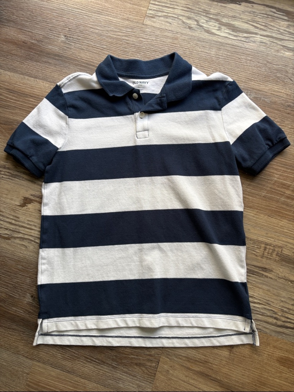 👕 Boys Old Navy - Navy and White Wide-Stripe Polo